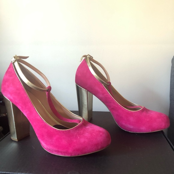 Like new! Sole Society pink and gold tstrap - Picture 4 of 5